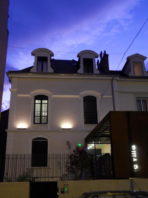La Villa Grenoble Exterior photo
